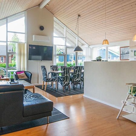 12 Person Holiday Home In Aabenraa Loddenhøj 外观 照片