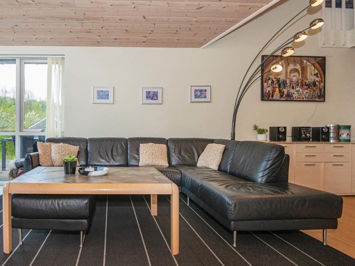 12 Person Holiday Home In Aabenraa Loddenhøj 外观 照片