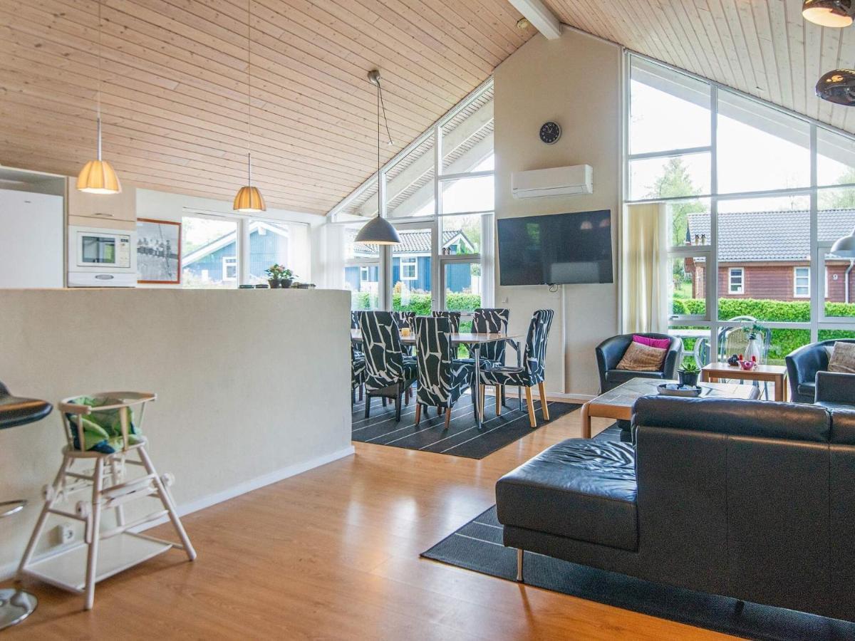 12 Person Holiday Home In Aabenraa Loddenhøj 外观 照片