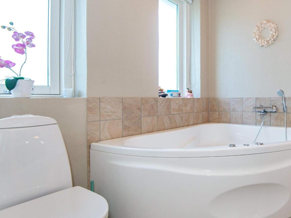 12 Person Holiday Home In Aabenraa Loddenhøj 外观 照片